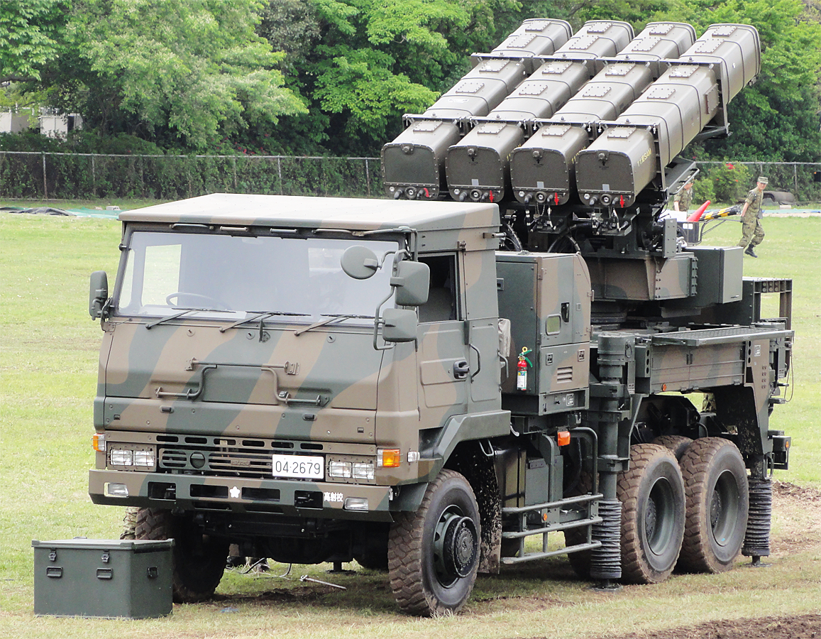 自衛隊】11式短距離地対空誘導弾 3Dクリスタル【陸空2個セット